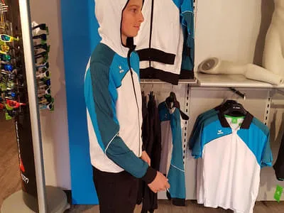 Bilder Trainingsanzüge Bild 4