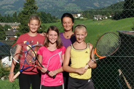 U.12 w. mit Betreuerin Sabine Möllinger